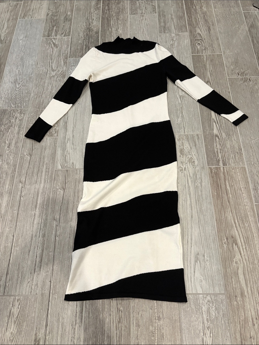 Mango Black and White Diagonal Stripe Long Sleeve Maxi Dress
